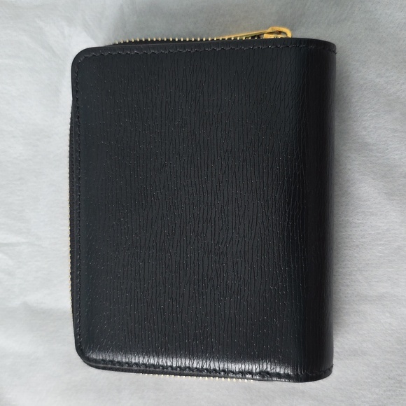 Gucci Script Black Bifold Wallet ** Comes With COA ** - Picture 7 of 11